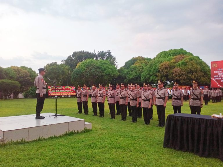 Polres Banyuasin Sertijab 7 PJU dan 5 Kapolsek