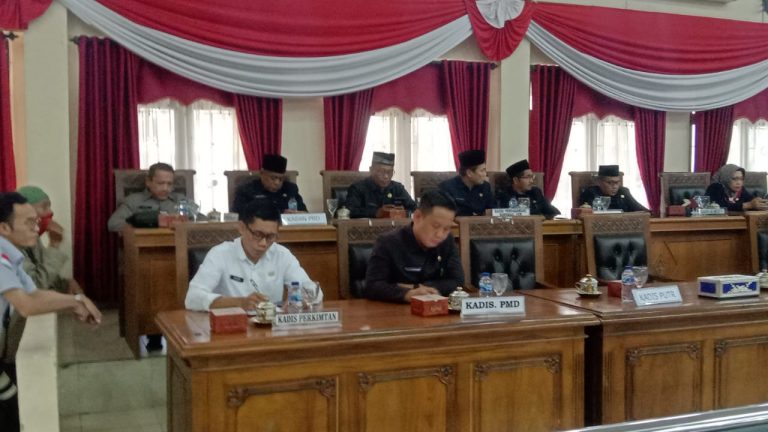 Dugaan Pemdes Mukut Pungli SPHT, Kadis DPMD Banyuasin : Kadesnya Sebut Sudah Terbiasa