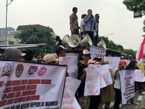 Geruduk Kemendagri, Warga Banyuasin Tuntut PJ Bupati di Copot