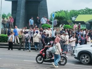 Pj Bupati Banyuasin Imbau Jangan Demo, Masa Dari Mantan Wabup, PNS Hingga Honorer Tetap Aksi