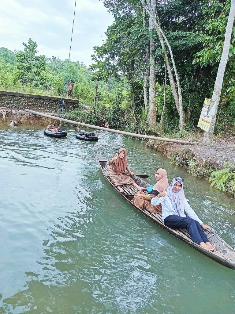 Destinasi Wisata Lubok Panjang Mulai di Minati, dari Warga Setempat Hingga Pegawai Negeri