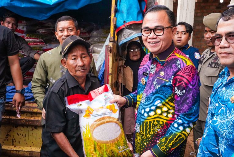 Tetap Konsisten Tekan Laju Inflasi Daerah, Pemkab Banyuasin Kembali Gelar Operasi Pasar Murah