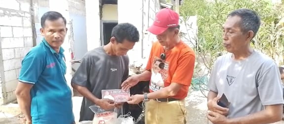 Bantuan H Askolani Membuat Yuliarman, Korban Kebakaran Muara Telang Terharu