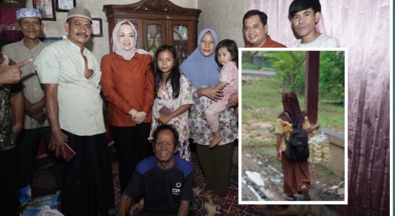 Ditinggal Ibu, Widya Bocah Perempuan di Banyuasin Cari Nafkah Sendiri Sambil Merawat Ayahnya yang Sakit