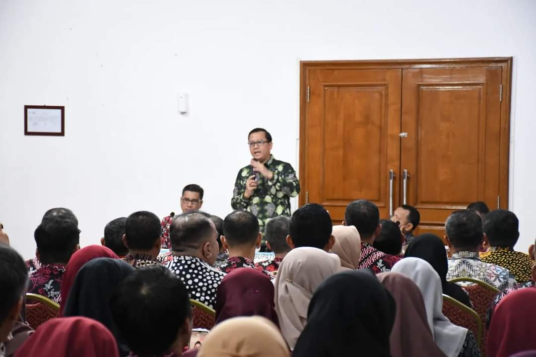 Silaturrahmi bersama pejabat dan staf, Pj Bupati Banyuasin memberikan arahan ini!!