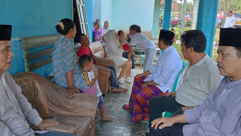 Pasangan ASTA Banyuasin jenguk keluarga korban Laka Truck terguling 