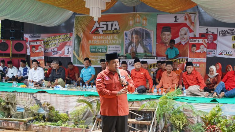 Ribuan Masyarakat Tungkal Ilir Bersholawat Bersama ASTA