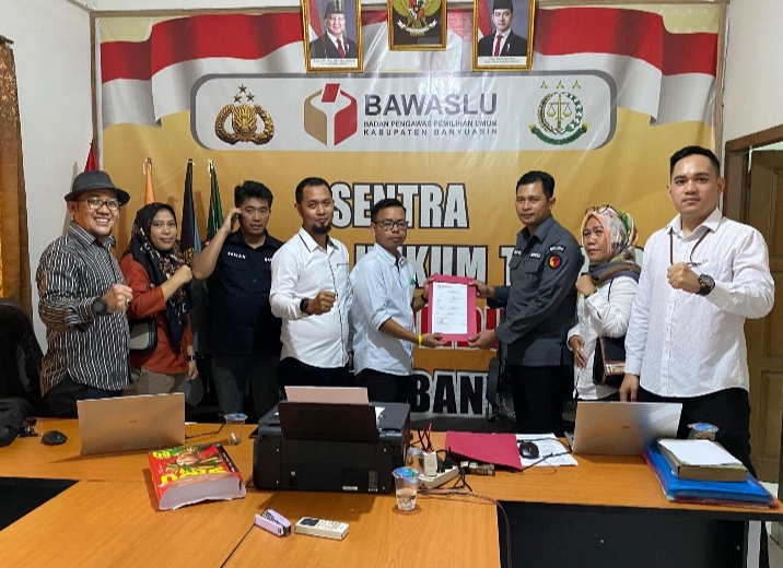 Dugaan money politik Paslon 02 Selfi, Tim Hukum ASTA Melapor ke Bawaslu