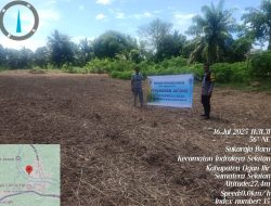 Terus Dukung Ketahanan Pangan Nasional, Bhabinkamtibmas Polsek Indralaya Aktif Dampingi Warga di Lahan Jagung Sukaraja Baru