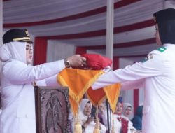 Pimpin Upacara Penurunan Bendera HUT RI Ke-80, Wabup Apresiasi Upacara Tertib dan Khidmat .