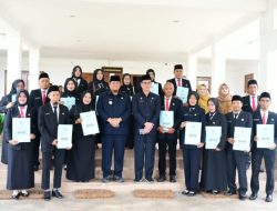Lantik 17 Pejabat Fungsional, Sekda Banyuasin “Kita ini adalah pelayan, harus bertanggungjawab bagi masyarakat”