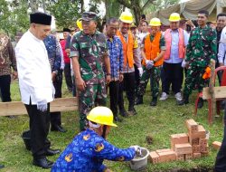 PELETAKAN BATU PERTAMA GERAI, PERGUDANGAN DAN KELENGKAPAN KOPERASI MERAH PUTIH KELURAHAN MUARA KUANG