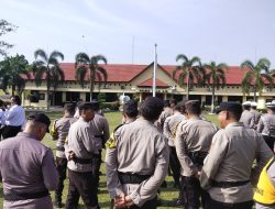 Personil Polsek Muara Kuang mengikuti Apel Gelar Pasukan Dalam Rangka Kesiapan Menghadapi Bencana Alam 2025. Di Halaman Mapolres Ogan ilir  