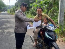 Cegah dan antisipasi kebakaran hutan personil Polsek muarakuang ogan Ilir rutin patroli dan himbauan masyarakat