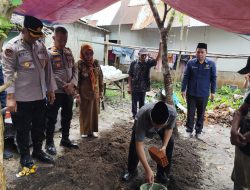 KEGIATAN PELETAKKAN BATU PERTAMA PROGRAM RUMAH LAYAK HUNI KOLABORASI POLRES OGAN ILIR BERSAMA BAZNAS OGAN ILIR DI DESA PULAU SEMAMBU KEC. INDRALAYA UTARA  KAB.OGAN ILIR