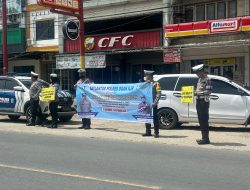 Sat Lantas Polres Ogan Ilir Saat Ops Zebra Musi 2025 Hanya Memberikan Teguran Humanis Kepda Pengendara dan Pasang Stiker