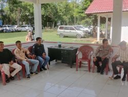 Bhabinkamtibmas Polsek Muara Kuang Menyambangi Warga Desa binaannya Memberikan Pesan-pesan Kamtibmas