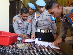 Polres Ogan Ilir Laksanakan Pengecekan Senjata Api Dinas, Pastikan Tertib Administrasi dan Kesiapan Personel