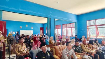 Personil Polsubsektor Rambang Kuang Hadiri Sekaligus Lakukan Pengamanan Wisuda Siwa Siswi SMA 1 di Tambang Rambang