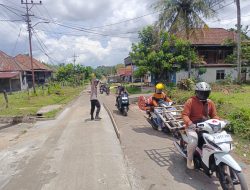 Personel SPKT Polsek Tanjung Batu Laksanakan Giat Program BELIDA dan ASRI Polres Ogan Ilir