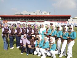 Gerak Bersama Ribuan Peserta, Staf Ahli TP PKK dan Ketua DWP Muba Tampil Antusias di KRIYA 2026