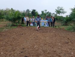 Polsek Muara Kuang Polres Ogan Ilir Dukung Ketahanan Pangan, Tanam Jagung 1,5 Hektar Bersama Masyarakat Desa Kasa