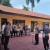 *Apel Siaga May Day 2026, Polsek Indralaya Tegaskan Kesiapsiagaan Personel*   Dalam rangka mengantisipasi potensi gangguan kamtibmas pada peringatan Hari Buruh Internasional (May Day), Polsek Indralaya melaksanakan apel siaga pada Jumat (1/5/2026) pagi.     Apel siaga tersebut dilaksanakan sekitar pukul 08.00 WIB dan dipimpin oleh Kapolsek Indralaya AKP Junardi, SH. MAP, Wakapolsek Indralaya Ipda Priono. Kegiatan ini bertujuan untuk memastikan kesiapan seluruh personel dalam menghadapi dinamika kegiatan masyarakat pada momentum May Day.     Dalam arahannya, Kapolsek  menekankan pentingnya rasa syukur atas kesehatan yang diberikan, serta menginstruksikan seluruh personel untuk melaksanakan siaga penuh hingga adanya pemberitahuan lebih lanjut. Selain itu, personel juga diingatkan untuk tetap menjaga semangat, kesehatan, dan kekompakan dalam pelaksanaan tugas di lapangan.     Kapolres Ogan Ilir melalui Kapolsek Indralaya, menyampaikan bahwa kesiapsiagaan personel merupakan langkah penting dalam menjaga situasi kamtibmas tetap aman dan kondusif selama peringatan May Day. Pihaknya juga mengimbau agar seluruh anggota menjalankan tugas secara profesional, humanis, serta mengedepankan pendekatan persuasif kepada masyarakat.     “Kesiapan personel menjadi kunci utama dalam menjaga keamanan dan ketertiban masyarakat. Kami tekankan kepada seluruh anggota untuk tetap siaga, menjaga kesehatan, serta melaksanakan tugas dengan penuh tanggung jawab,” ujarnya.     Dengan dilaksanakannya apel siaga ini, diharapkan seluruh rangkaian kegiatan May Day di wilayah Polsek Indralaya dapat berjalan aman, tertib, dan kondusif, pungkasnya.