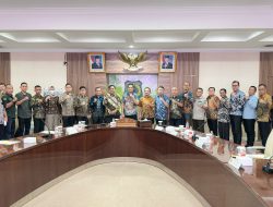Sinergi OPD dan Camat Diperkuat, Data Akurat Jadi Fondasi Pengentasan Kemiskinan dan Arah Pembangunan     Sensus Ekonomi 2026 Digenjot hingga Desa, Sekda Muba Perintahkan All Out