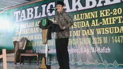 Wabup Muba Hadiri Haflah Akhirussanah Ponpes Nurul Islam Bayung Lencir     Kyai Abdur Rohman Husen: Pesantren Benteng Moral dan Pencetak Generasi Berakhlak untuk Mewujudkan Muba Maju Lebih Cepat