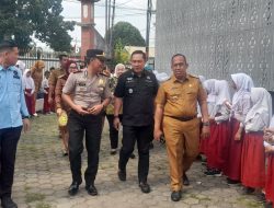 Polsek Tanjung Batu Hadiri Dan Dukung Kegiatan Sapa Masyarakat Di Gor Usang Sungging Kelurahan Tanjung Batu