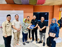 Penuh Haru, Pemkab Muba dan BP3MI Sumsel Fasilitasi Pemulangan Anak Pekerja Migran yang Terlantar di Malaysia, Langsung Diserahkan ke Ibu Kandung di Bandara SMB II