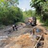 Jalan Antar Desa di Muba Diperbaiki, Kolaborasi CSR dan Gotong Royong Warga