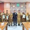 Pemkab Muba Salurkan Cadangan Pangan untuk Lima Desa Rentan Rawan Pangan     Bupati MubaToha Tohet minta distribusi bantuan diawasi ketat agar tepat sasaran dan memperkuat kemandirian pangan masyarakat