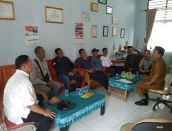 Sudah Dua Kali Lewati Hari Raya Belum Cair, BPD se-Indralaya Utara Gruduk Kantor Camat Protes Keterlambatan Tunjangan