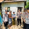 Peringati HUT Bhayangkara Ke-80, Polsek Pulau Rimau Berbagi Sembako Kepada Lansia Kurang Mampu