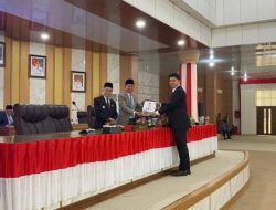 Bahas RPD : Paripurna DPRD, Dihadiri Wabub Dan Personil Polres Ogan Ilir