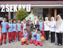 Tinjau Penutupan MPLS, Tegaskan Komitmen Wajib Satu Tahun Pendidikan Prasekolah
