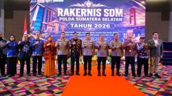 Bupati H. M. Toha Tohet, S.H. Terima Penghargaan dari Kapolda Sumsel Atas Komitmen Dukungan Penguatan Kapasitas SDM Kepolisian dan Kondusivitas Daerah.     Perkuat Sinergi Keamanan & Pembangunan, Pemkab Muba Hadiri Rakernis SDM Polda Sumsel 2026.