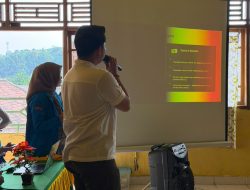 Cegah Pernikahan Dini Akibat Pergaulan Bebas, Mahasiswa KKN Unsan Gelar Sosialisasi Kepada Pelajar SMK