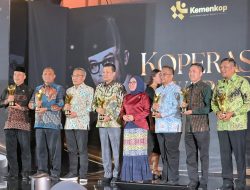*Muba Diguyur Dua Penghargaan Nasional di Koperasi Awards 2026*     *Muba Borong Dua Koperasi Awards 2026, Bupati HM Toha Tohet Raih Penghargaan Bakti Koperasi*