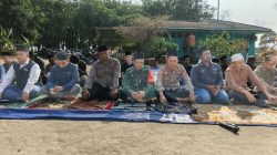 Wujud Keprihatinan, Cluster Head Adhiyan Yuwono Gelar Istisqo Bersama TNI-Polri di Rayon I Burai 