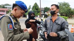 Belasan Warga di Tangkap Satpol PP Tidak Membawa KTP Saat Bepergian