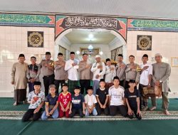 Jumat Relig i: Kapolsek Tanjung Raja Perkenalkan Diri, Sampaikan Pesan Kamtibmas dan Restoratif Justice di Desa Kerinjing   